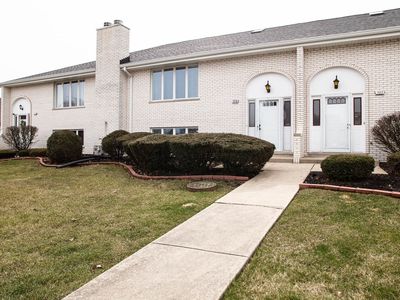 7219 W 152nd Ct #40, Orland Park, IL, 60462