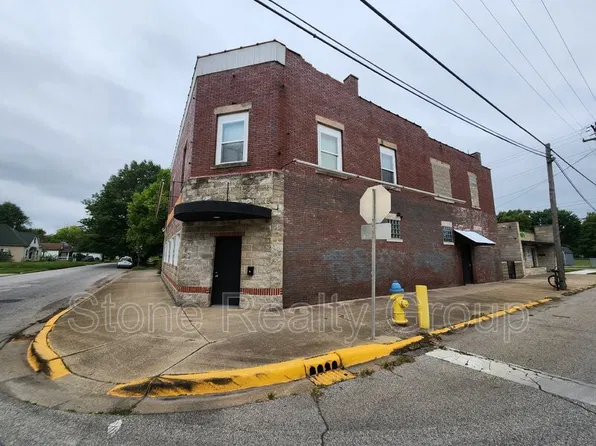 1668 Locust St Unit 2, Terre Haute, IN 47807