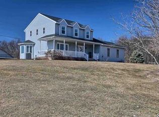 300 Bob Cat Rd, Newville, PA 17241