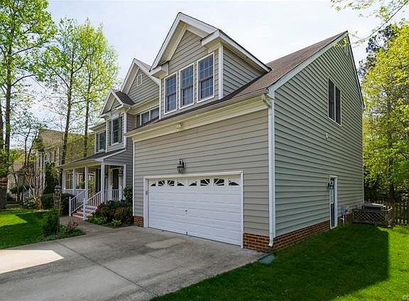 3rd image of 9510 Stone Spring Dr