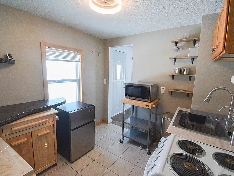 1732 2nd Ave SE — Photo 7