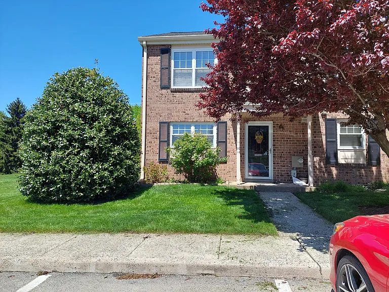 12 Coventry Ct — Photo 1