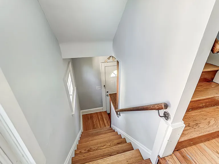 3627 Zinsle Ave — Photo 2