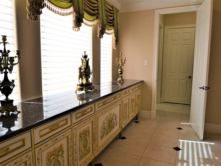 5303 Fenwick Way Ct — Photo 13