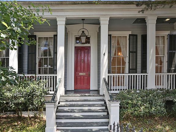 3rd image of 4917 Carondelet St