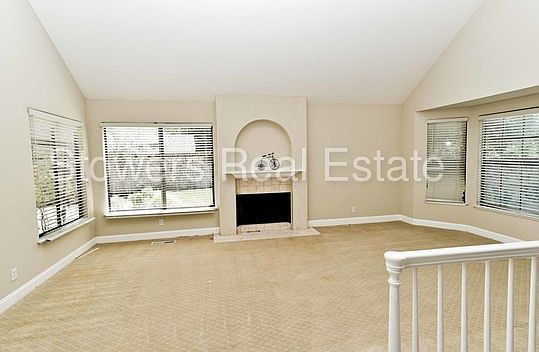 5th image of 3127 Deer Meadow Dr