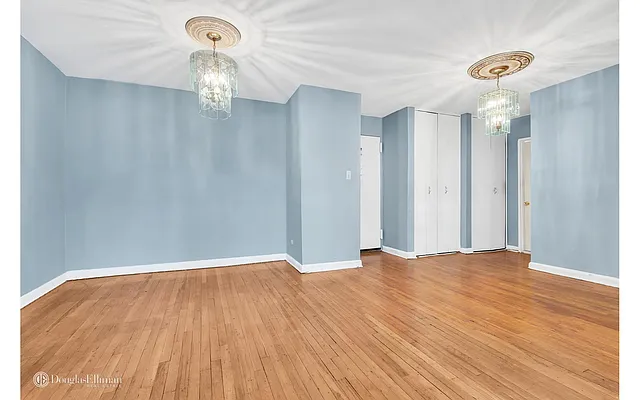 Sold by Douglas Elliman | media 22