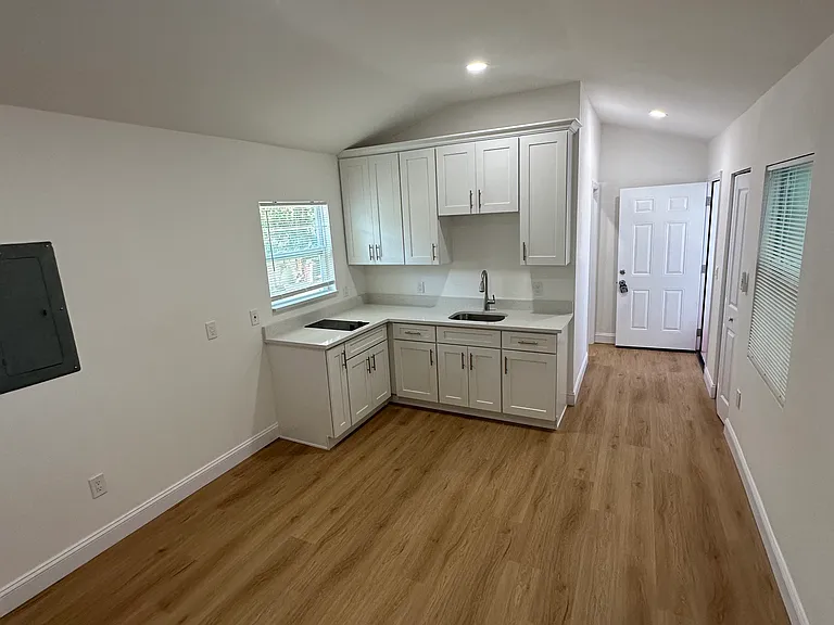 4415 2nd Ave S #2 — Photo 5