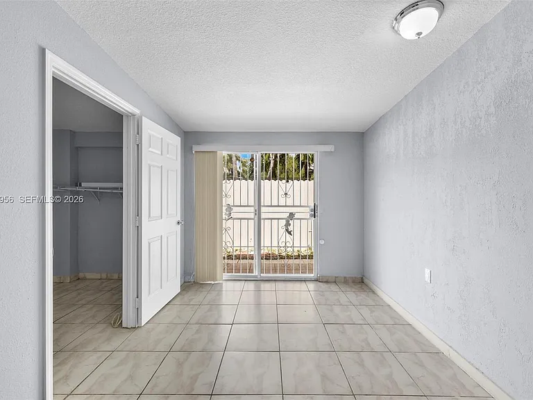 2028 SW 103rd Ct — Photo 11