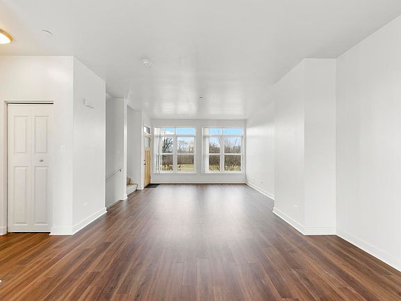 5th image of 1454 Broadway St #1412