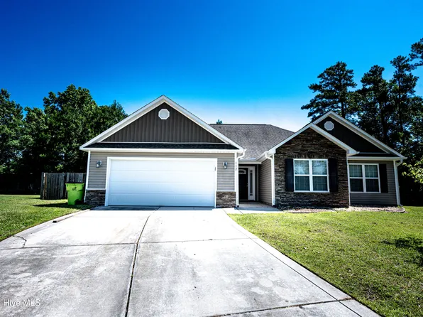 112 Patriot Ct, Havelock, NC 28532