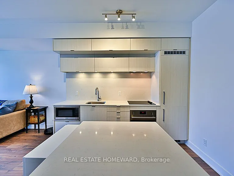 38 Cameron St #610 — Photo 13