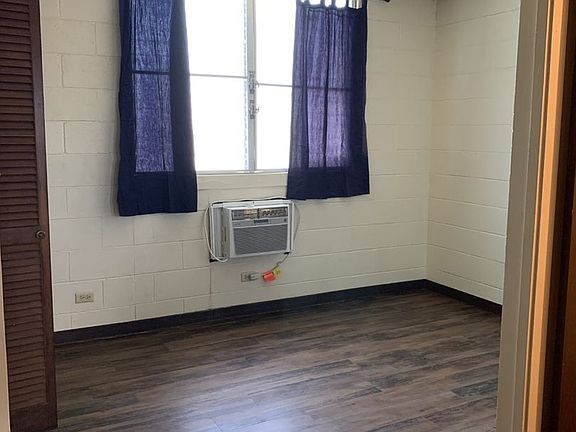 2nd image of 1038 Spencer St APT 502