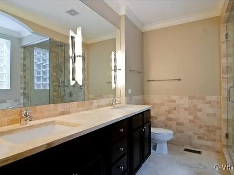 721 W Buckingham Pl #1 — Photo 11