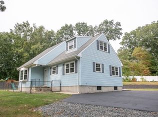 953 Washington St, Franklin, MA 02038