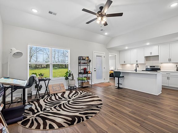 2nd image of 3165 Lights Chapel Rd