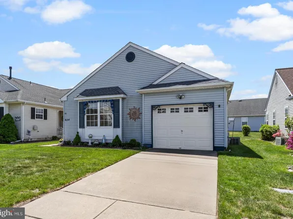 634 Barbados Dr, Williamstown, NJ 08094