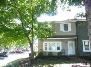 5423 Pine Top Cir, Raleigh, NC 27612