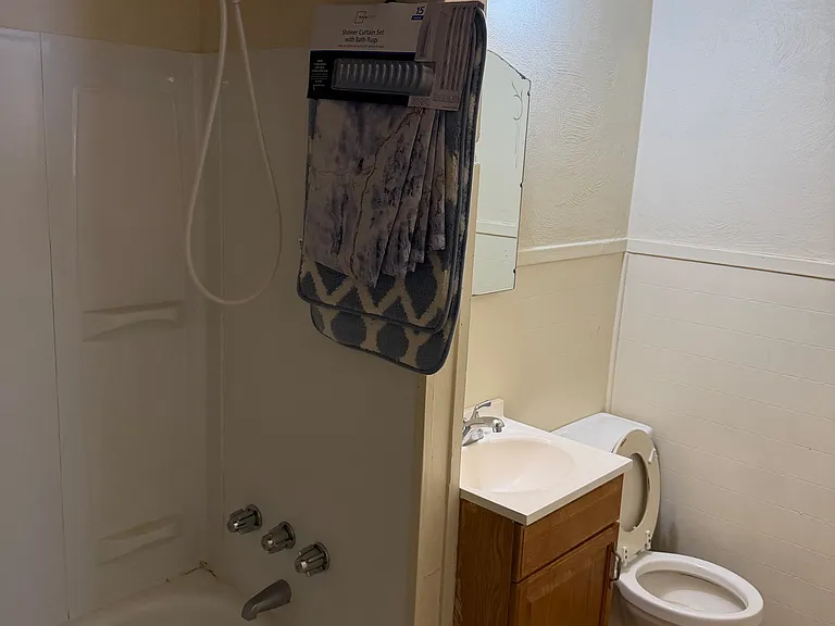507 W Main St #1R — Photo 7