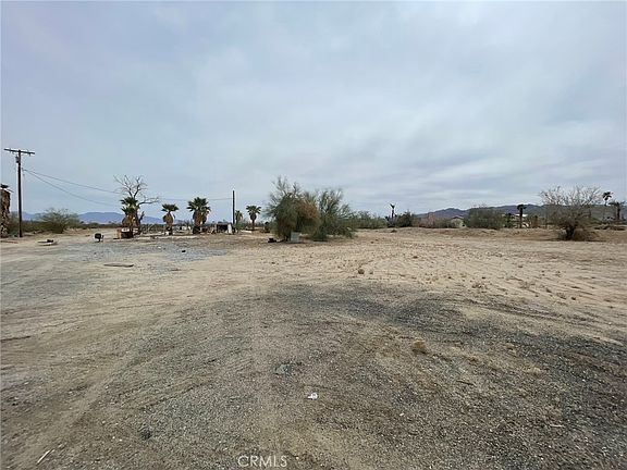 3rd image of 25550 Kaiser Rd
