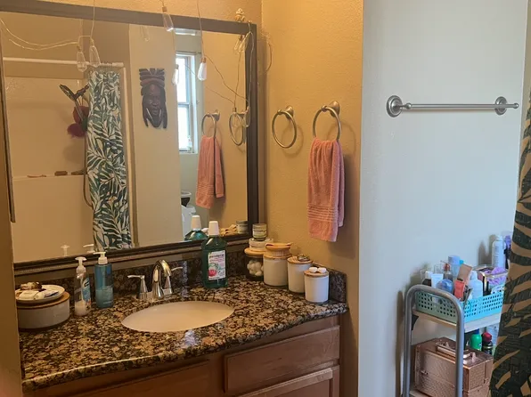 7300 Pirates Cove Rd, Las Vegas, NV