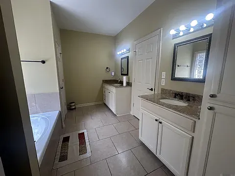 6342 Surrey Ln — Photo 10