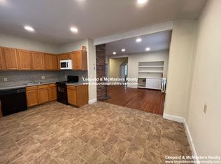 82 Robbins St #1A, Waltham, MA 02453