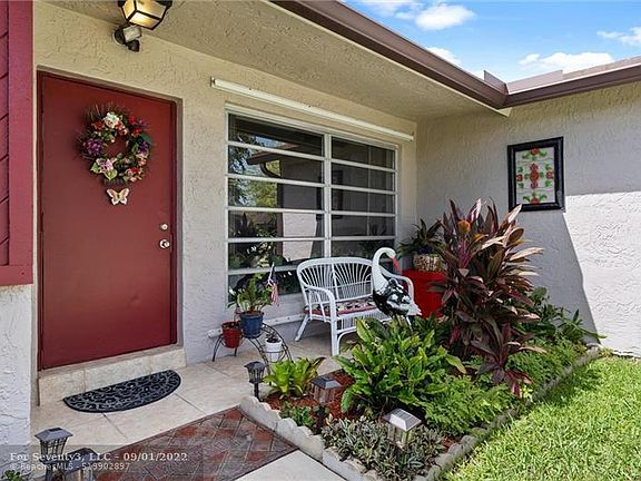 4th image of 11820 NW 36th Pl