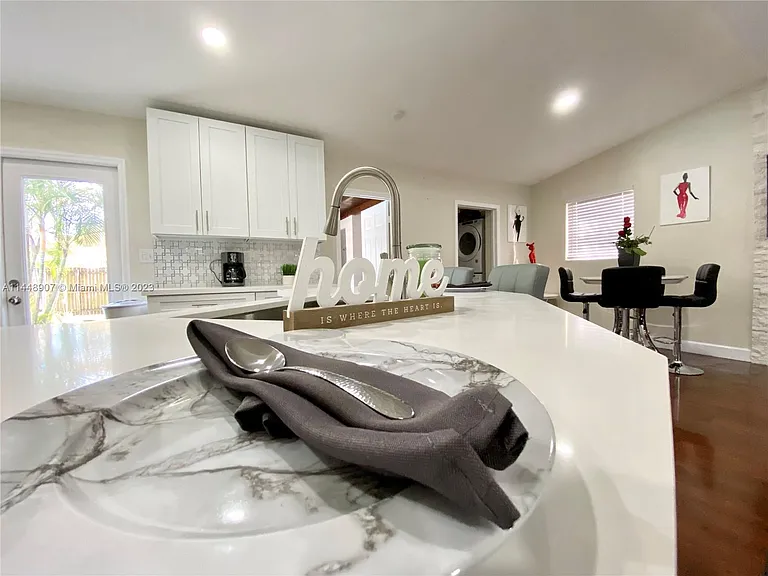 3440 SW 20th St — Photo 27