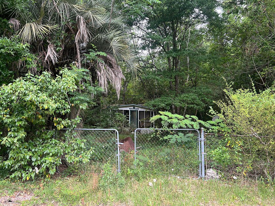 1st image of 170 Embassy Dr