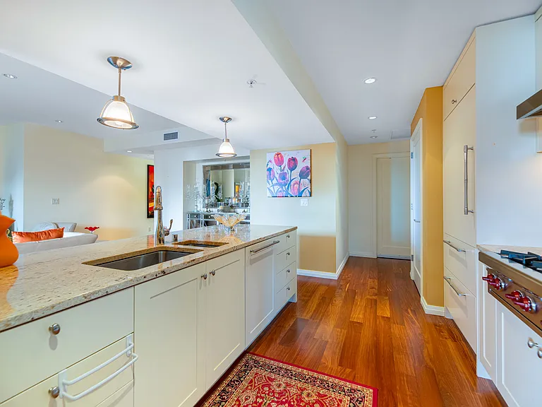 500 106th Ave NE #1013 — Photo 16