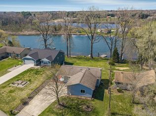 2343 Huff Pl, Highland, MI 48356