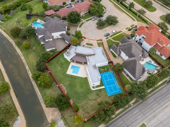2171 Hogan Dr, Irving, TX 75038
