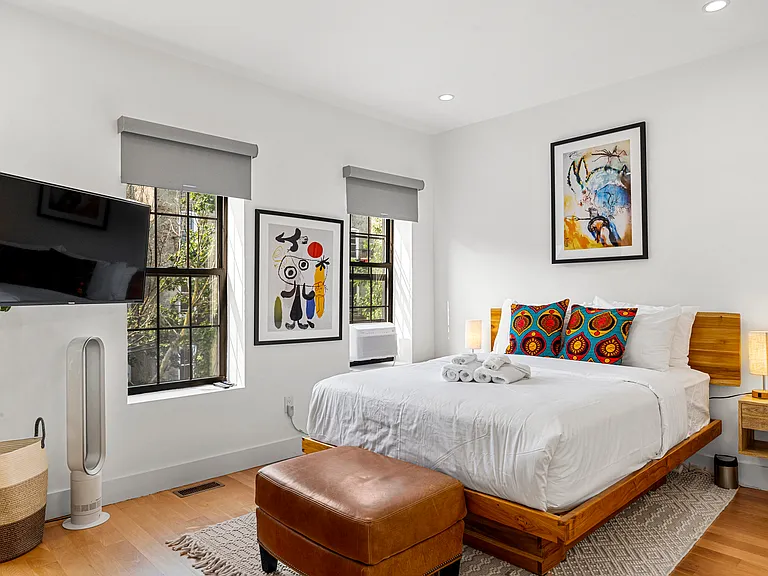 456 Bainbridge St #2 — Photo 32