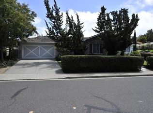 2600 Martinez Dr, Burlingame, CA 94010