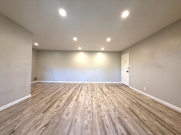 3rd image of 2660 Flores St APT 8