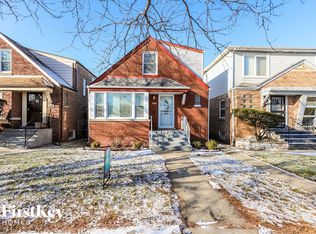 8926 S Jeffery Blvd, Chicago, IL 60617