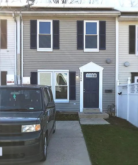 2488 Skyland Pl SE — Photo 2