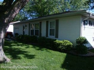 607 Rayjon Dr, Oreana, IL