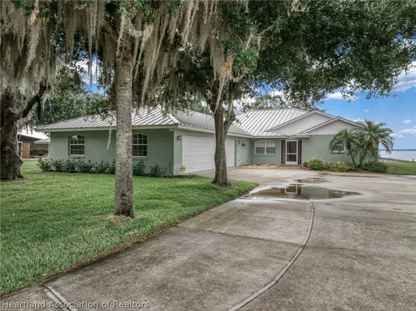 3529 Placid View Dr, Lake Placid, FL 33852
