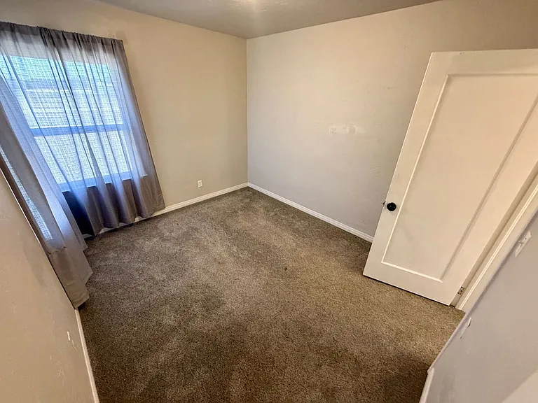 2374 Appleside Blvd — Photo 17