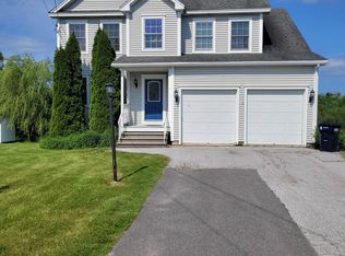 96 Lasalle Dr, Bangor, ME 04401