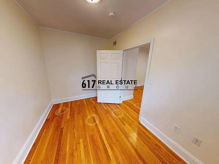 73 Thatcher St #101 — Photo 10