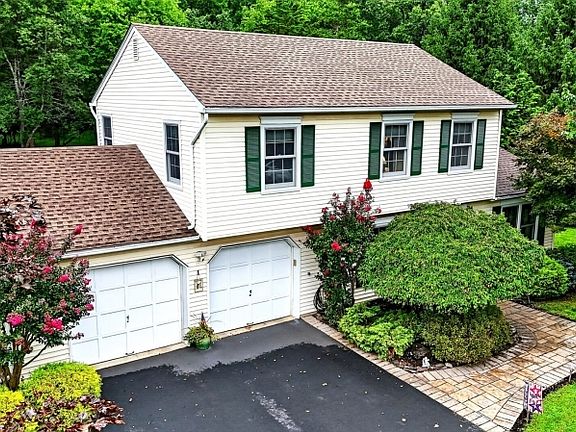 2nd image of 45 Marshall Rd