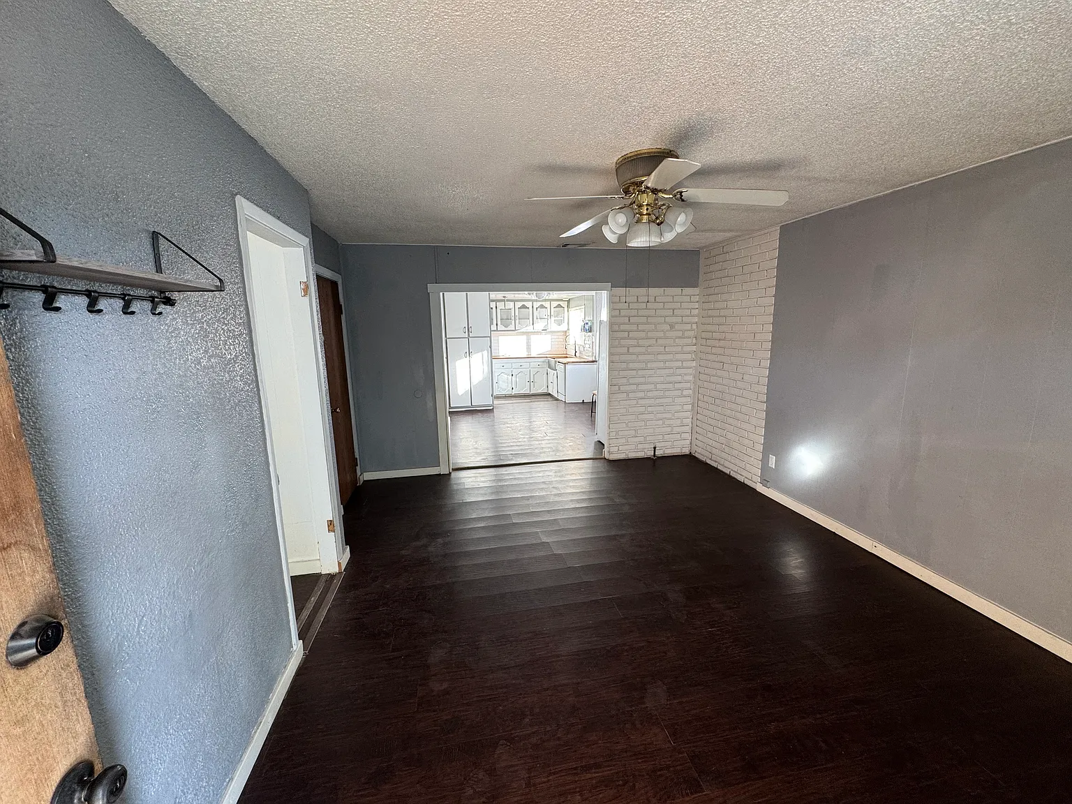 614 Fahey St — Photo 4