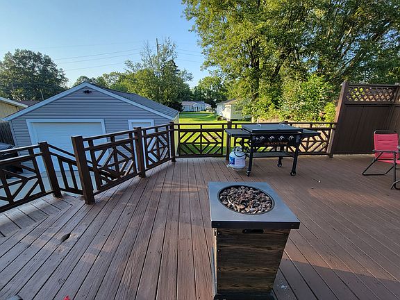 3rd image of 2693 Chelsea Dr