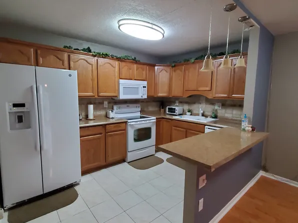 4133 NW 88th Ave APT 102, Pompano Beach, FL 33065