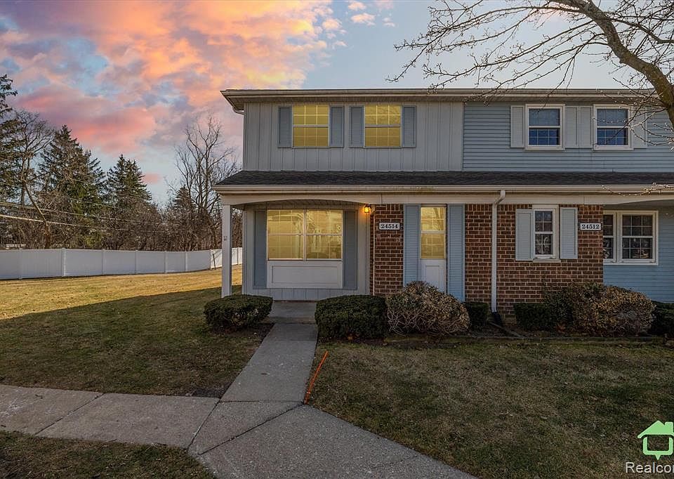 24514 Olde Orchard St, Novi, MI 48375 Zillow