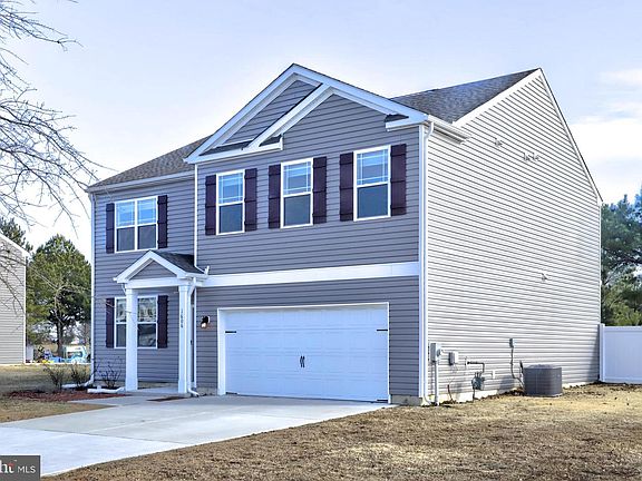2nd image of 1606 Osprey Cir