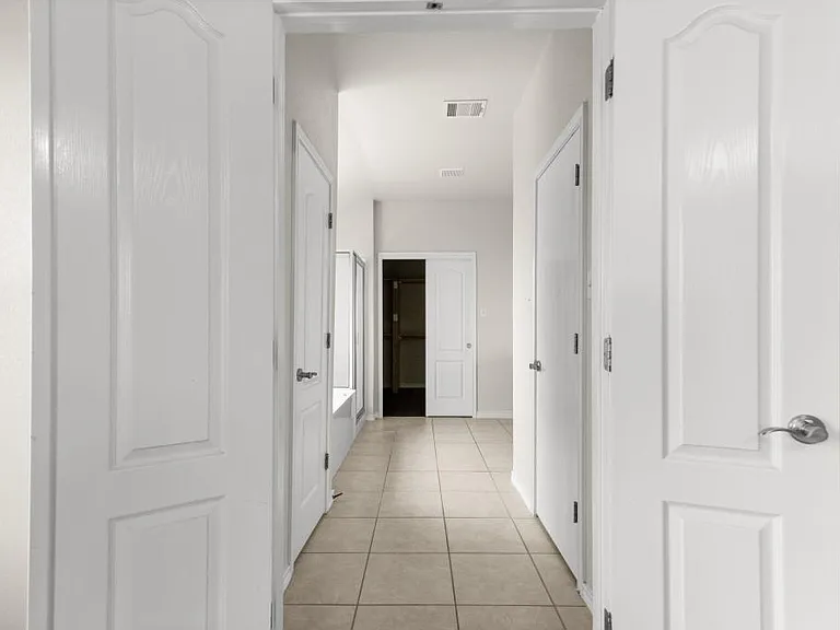2802 Scottsdale Dr — Photo 29